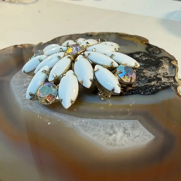 Vintage Milk glass White & AB Iridescent Brooch GUC 2” - Picture 5 of 11